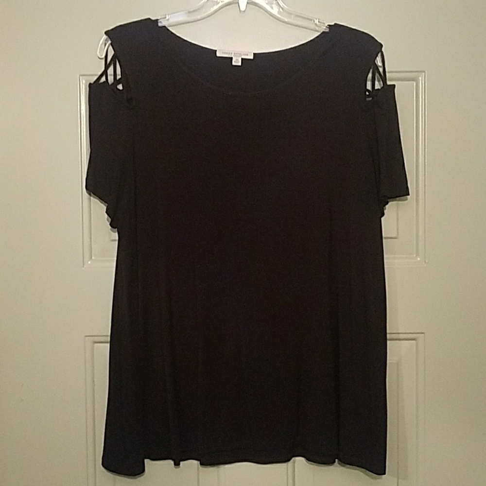 cut out shoulder top